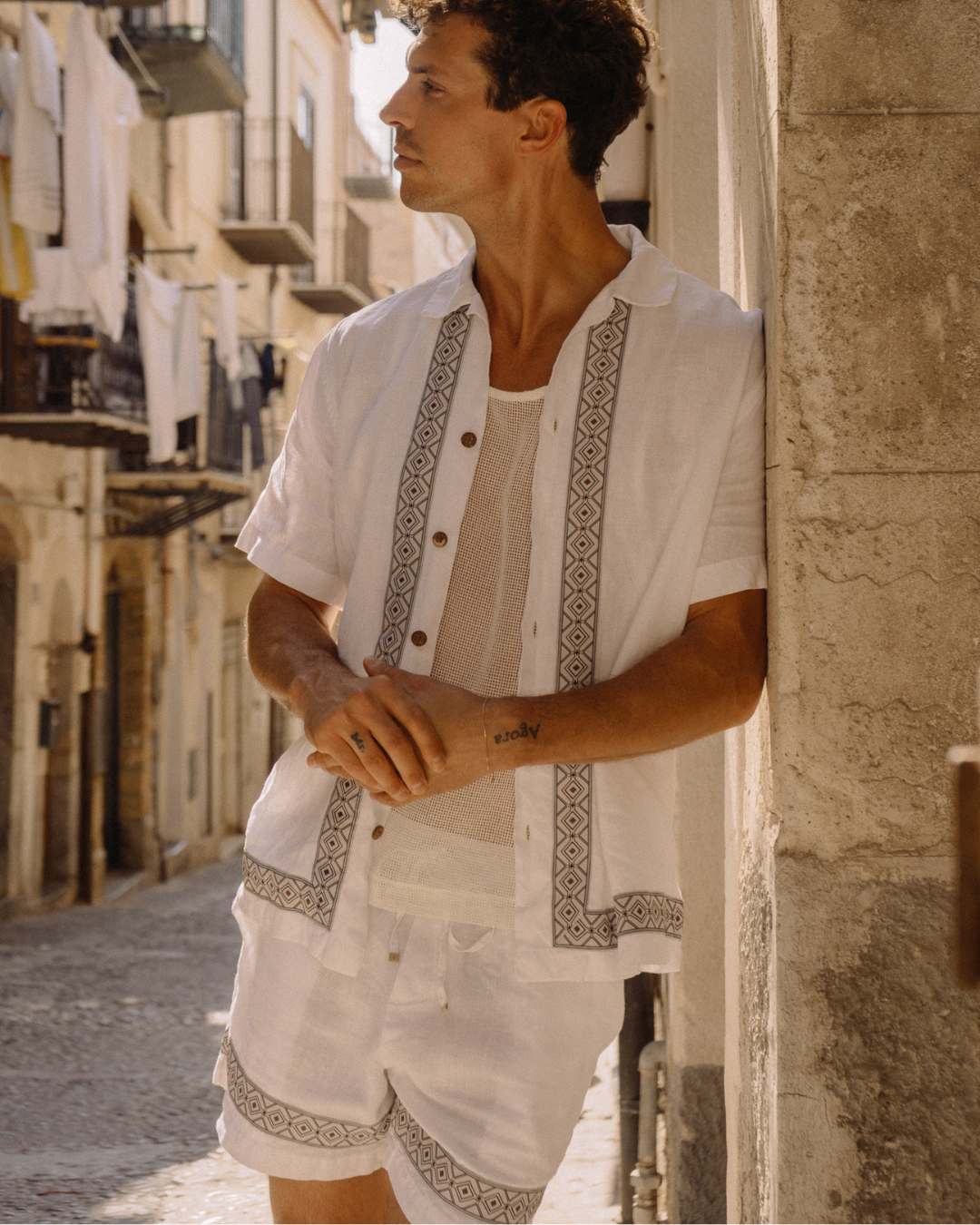 Bermuda de Linho Cordão Bordada - Off White