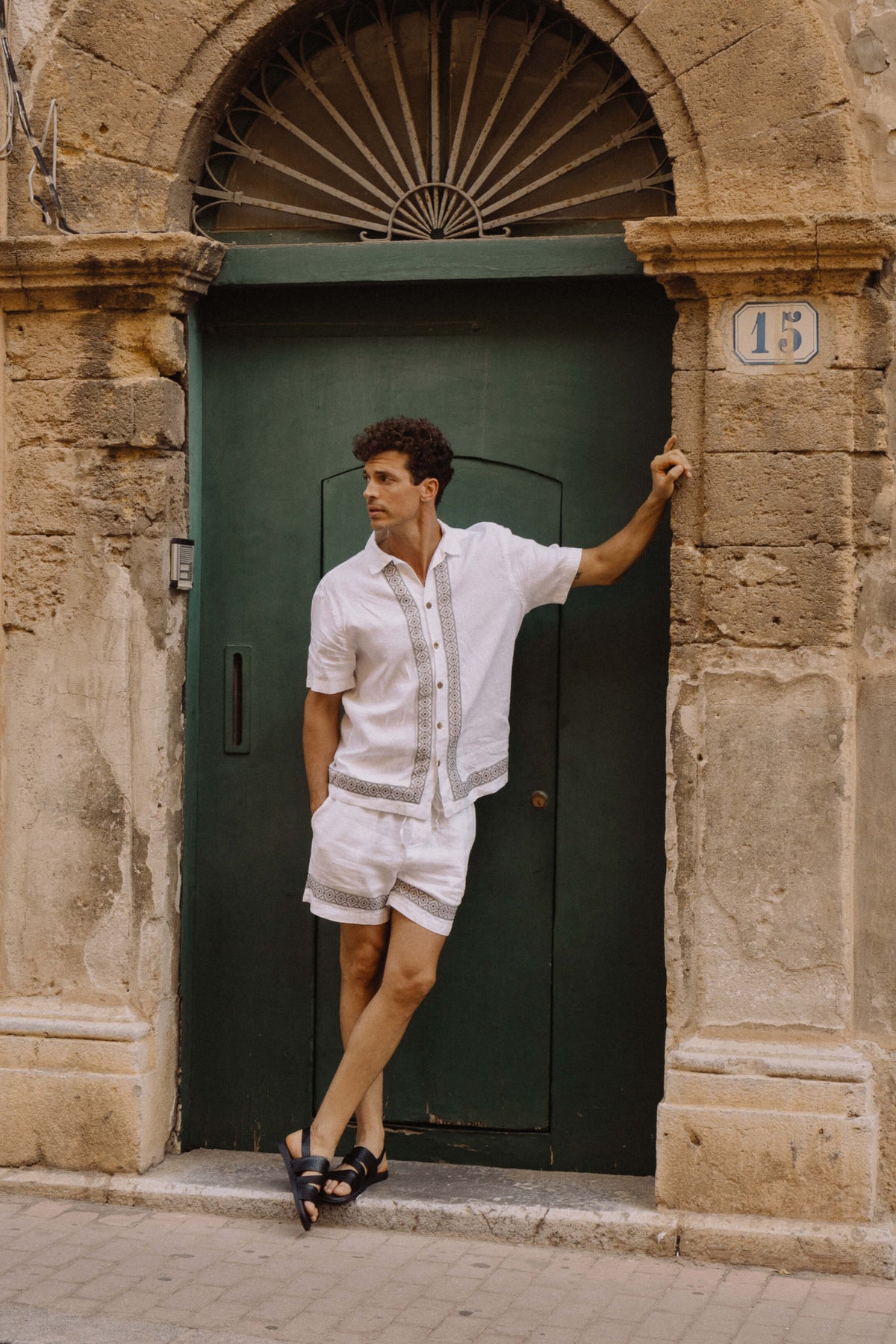 Camisa de Linho Bordada Over MC - Off White
