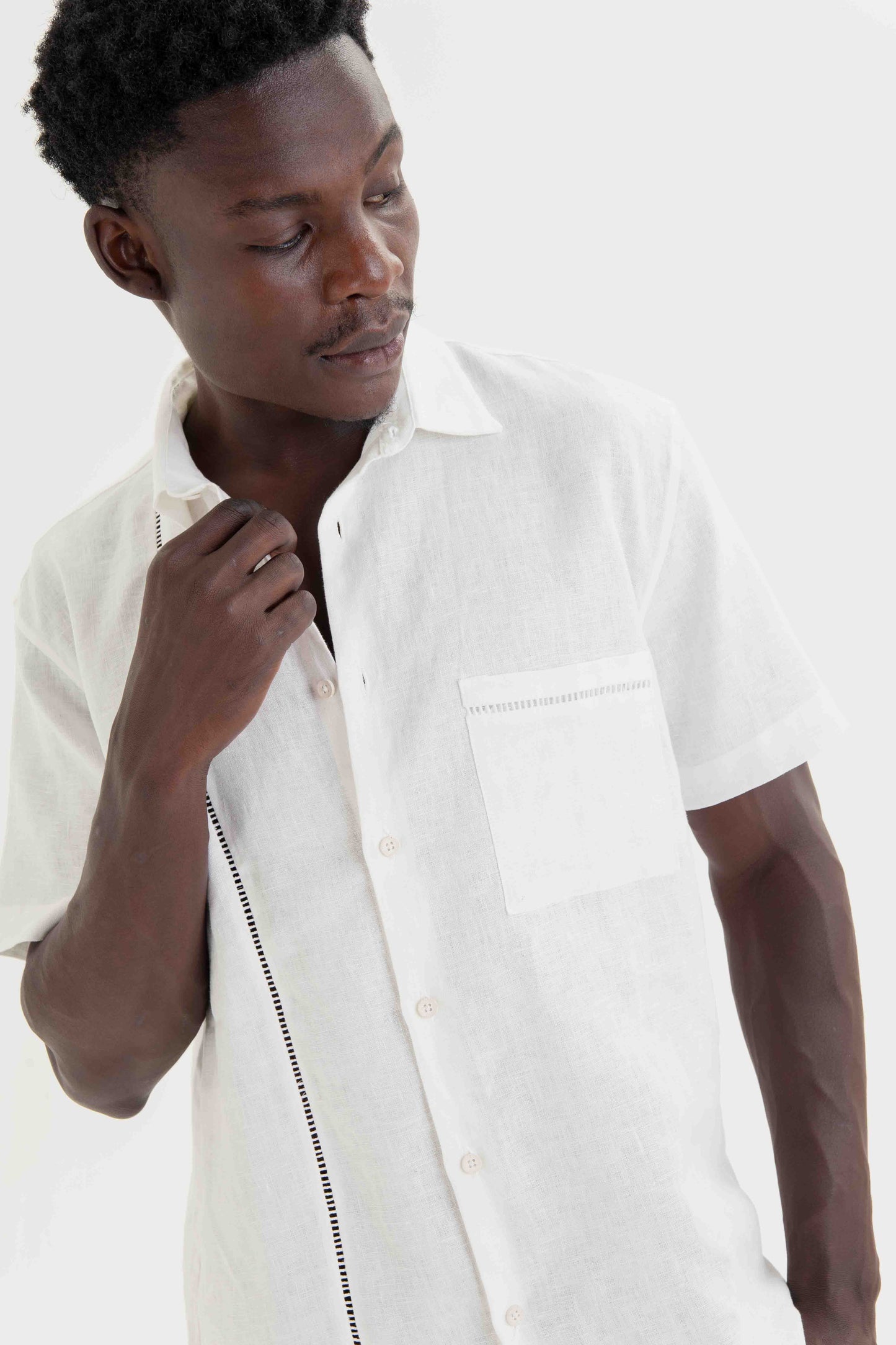 Camisa de Linho MC com Entremeio - Off White