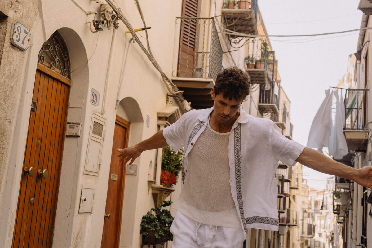 Camisa de Linho Bordada Over MC - Off White