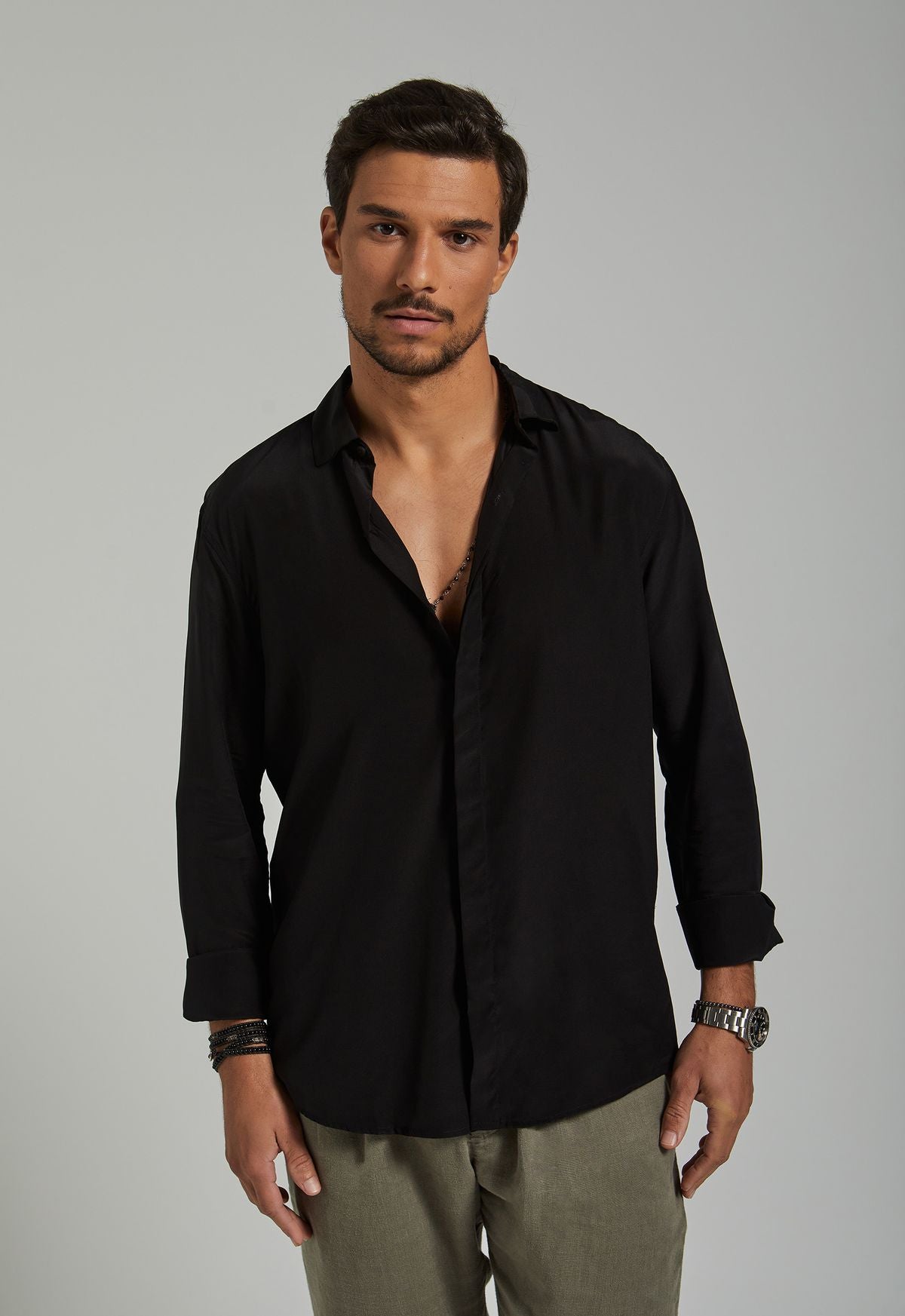 Camisa de Seda ML - Preto