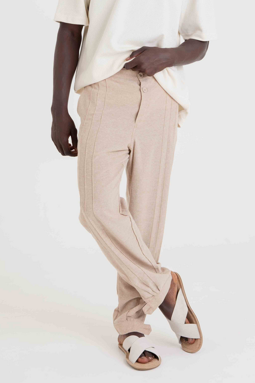 Calça Jogger com Frisos - Natural